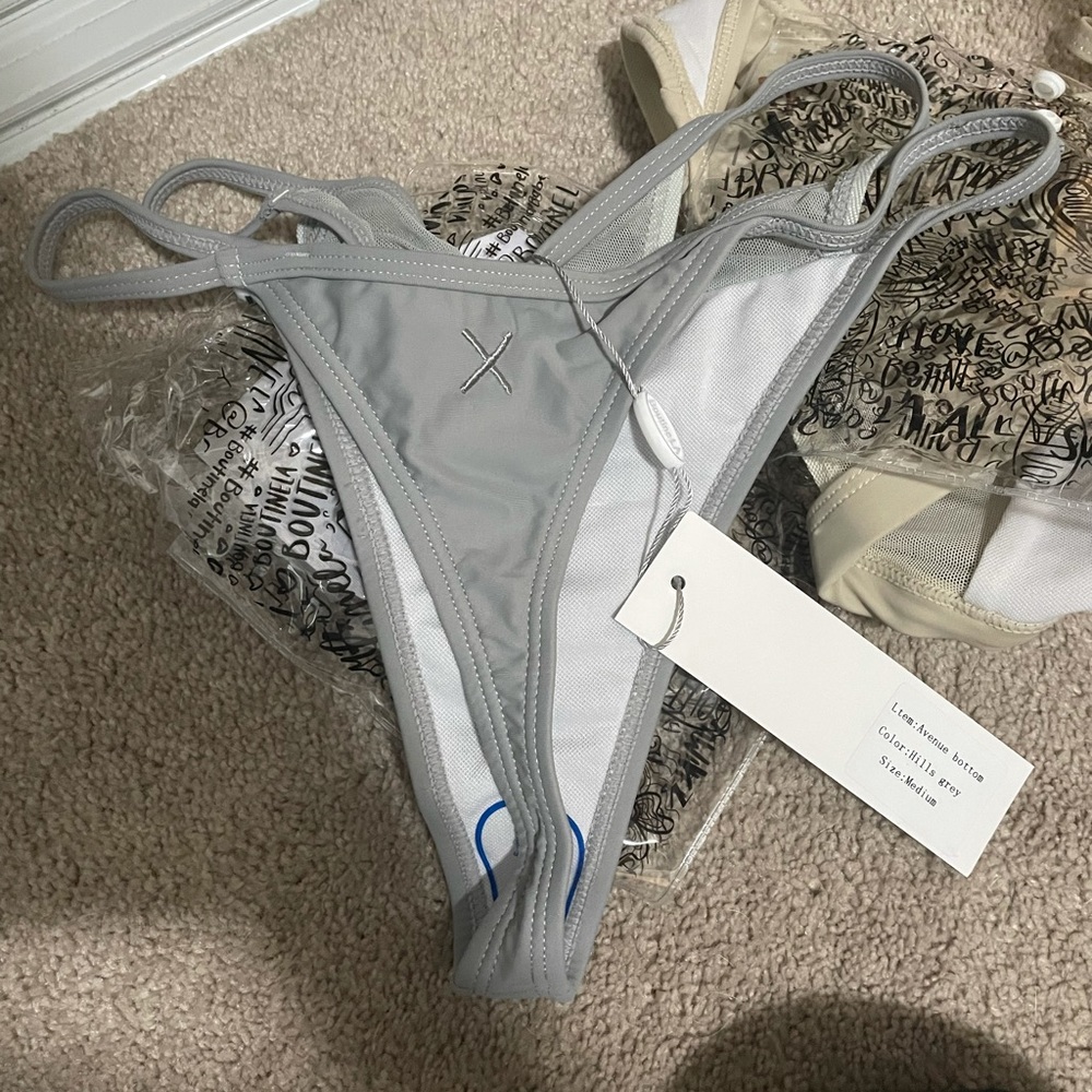 Boutine LA bathing suits - Picture 5 of 6